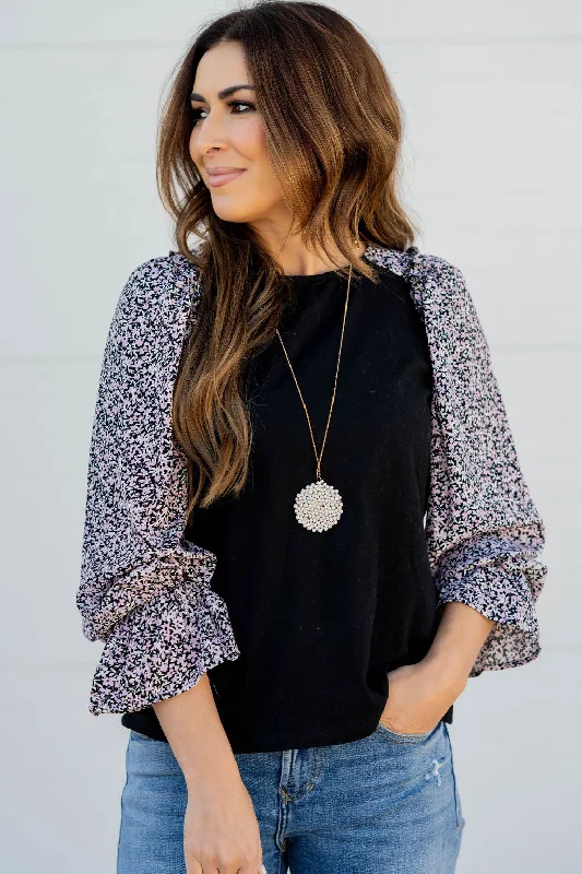 Dainty Daisies Statement Sleeve Tee