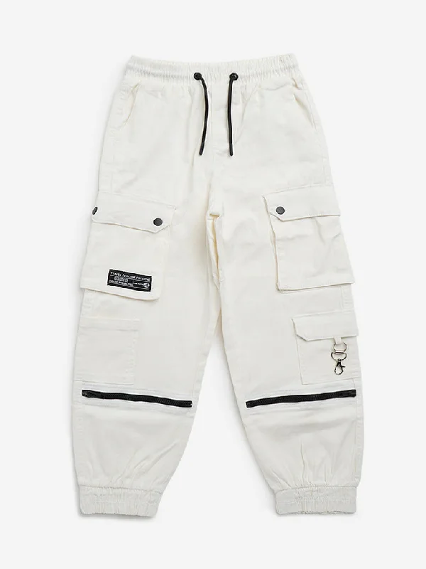 Y&F Kids White Cargo-Style Mid-Rise Cotton Blend Joggers